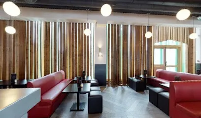 Image de Red Corner, Bar Ambiance - Terrasse Rooftop - Karaoké Box